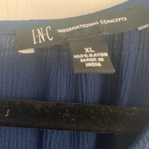 adorable inc peek a boo long sleeve blue&white tie dye excellent condition shirt